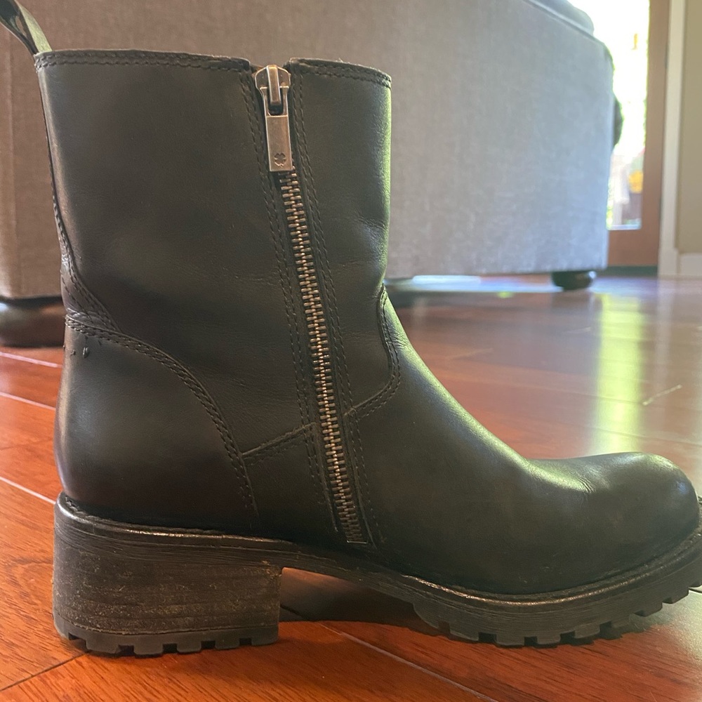 Lucky brand leather boots